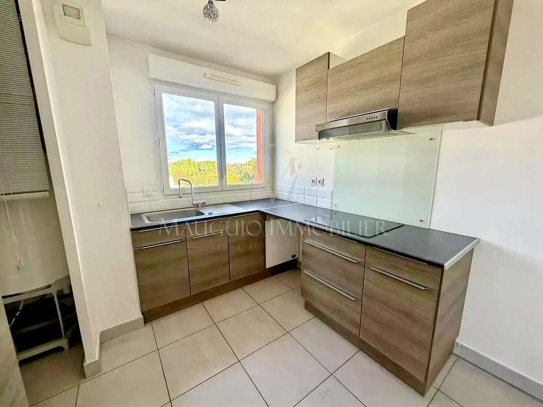 Appartement à LATTES