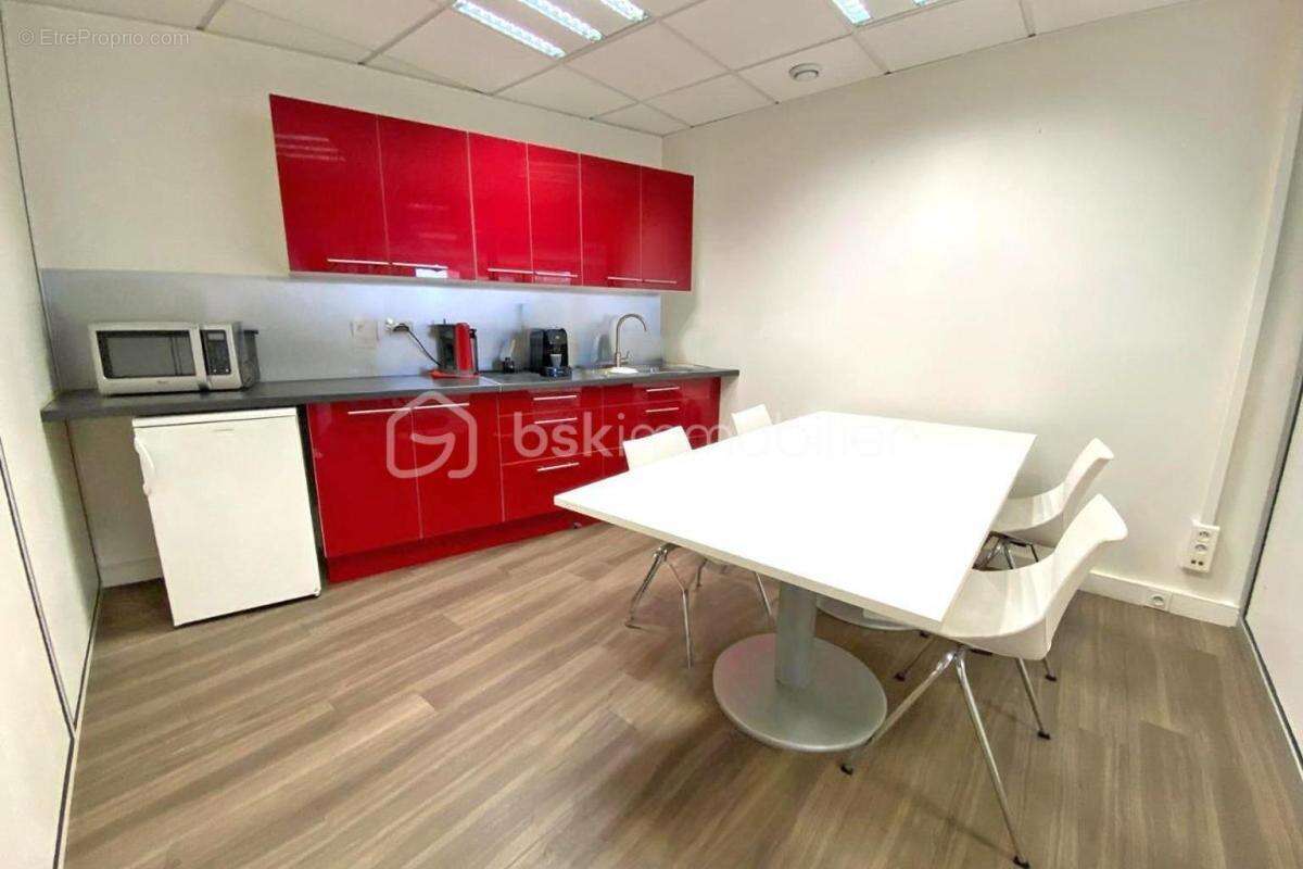 Commerce à SAINT-GERMAIN-EN-LAYE