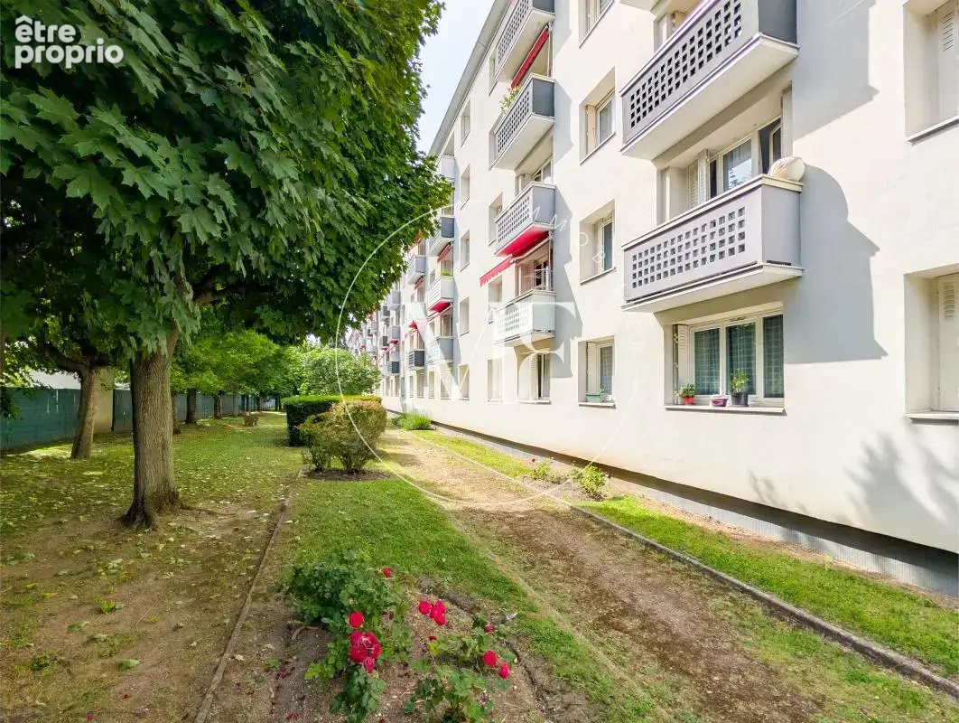 Appartement à RUEIL-MALMAISON
