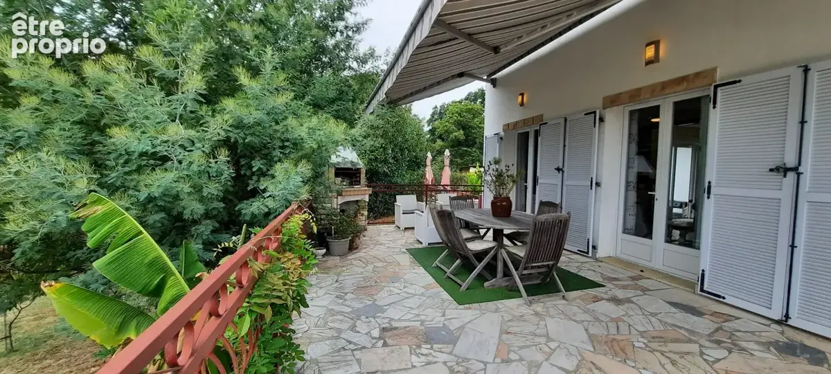 Maison à vendre 8 pièces  193 m² PROCHE AIRE SUR L'ADOUR (40) 5 Chambres-Garage-1900 m² de terrain avec piscine - photo 4