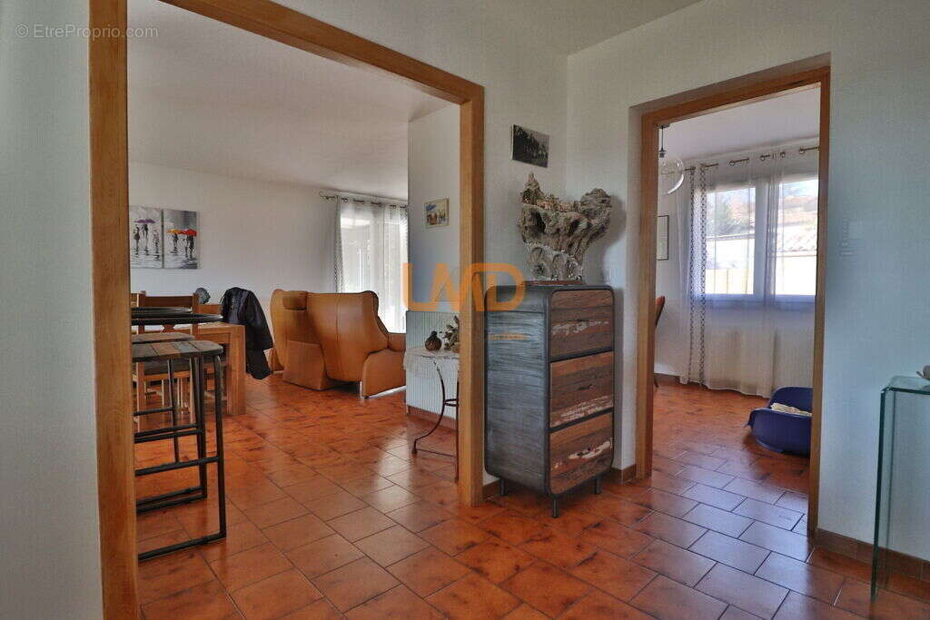 Maison à ASPERES
