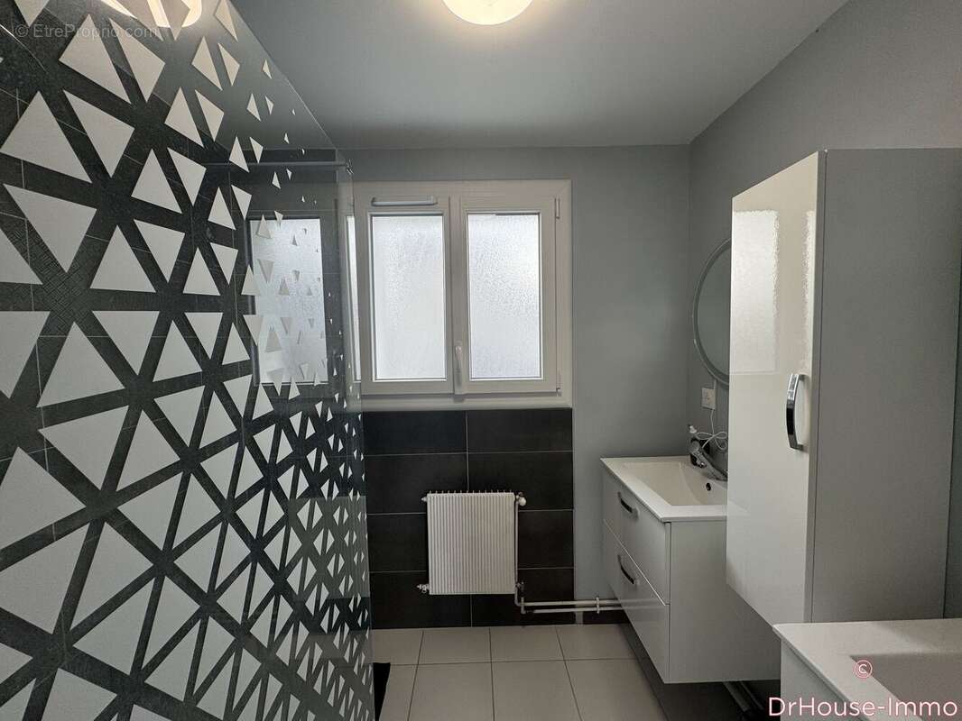 Maison à COULOUNIEIX-CHAMIERS
