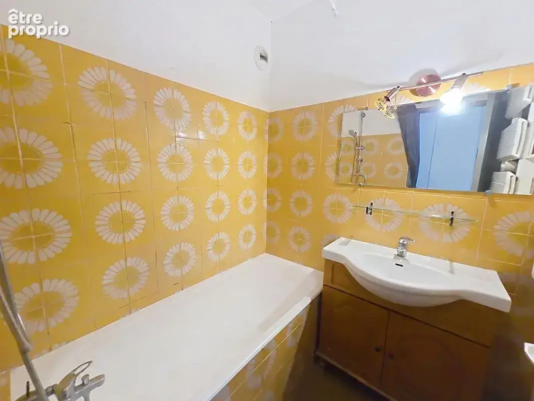 Carqueiranne coeur de ville - T3, 60 m², terrasse vue mer, 2 pkgs, au calme - photo 14