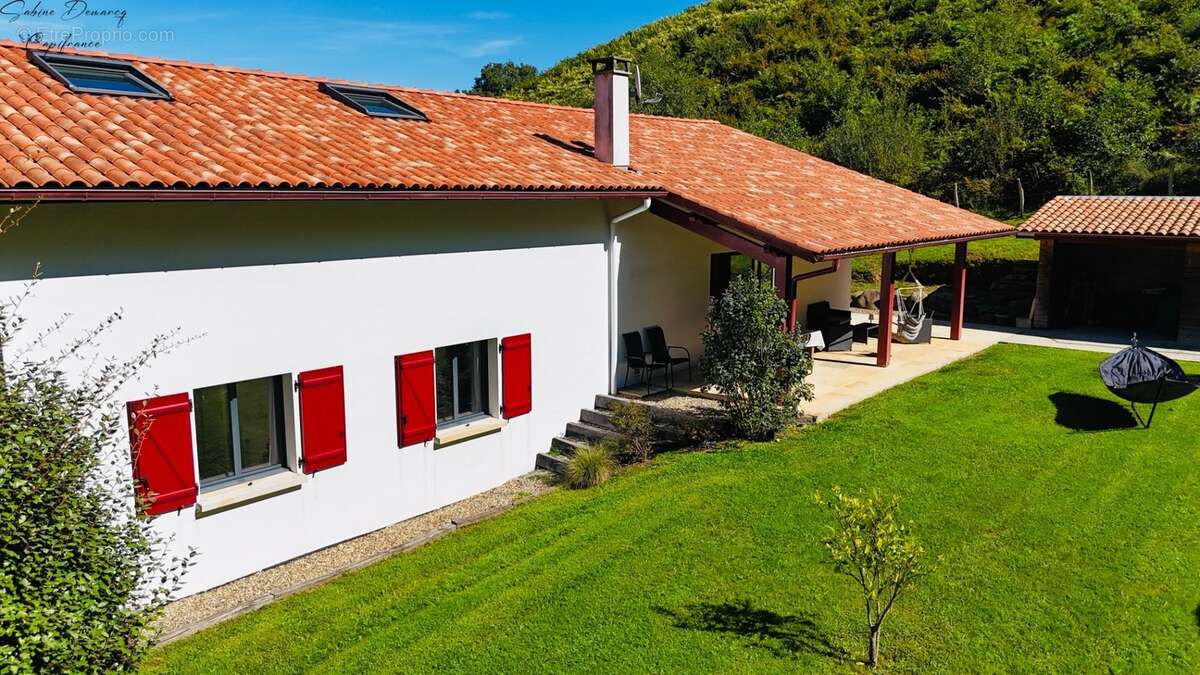 En EXCLUSIVITÉ - Maison Contemporaine avec piscine à ASCAIN - photo 21