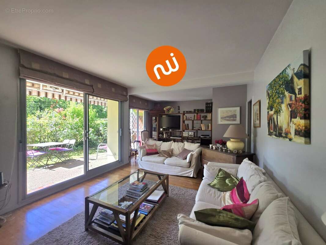 Appartement à TASSIN-LA-DEMI-LUNE