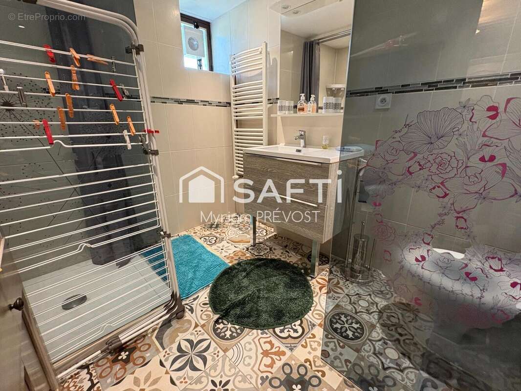 Maison 109 m² à Saint-Hilaire-En-Lignieres  - photo 6