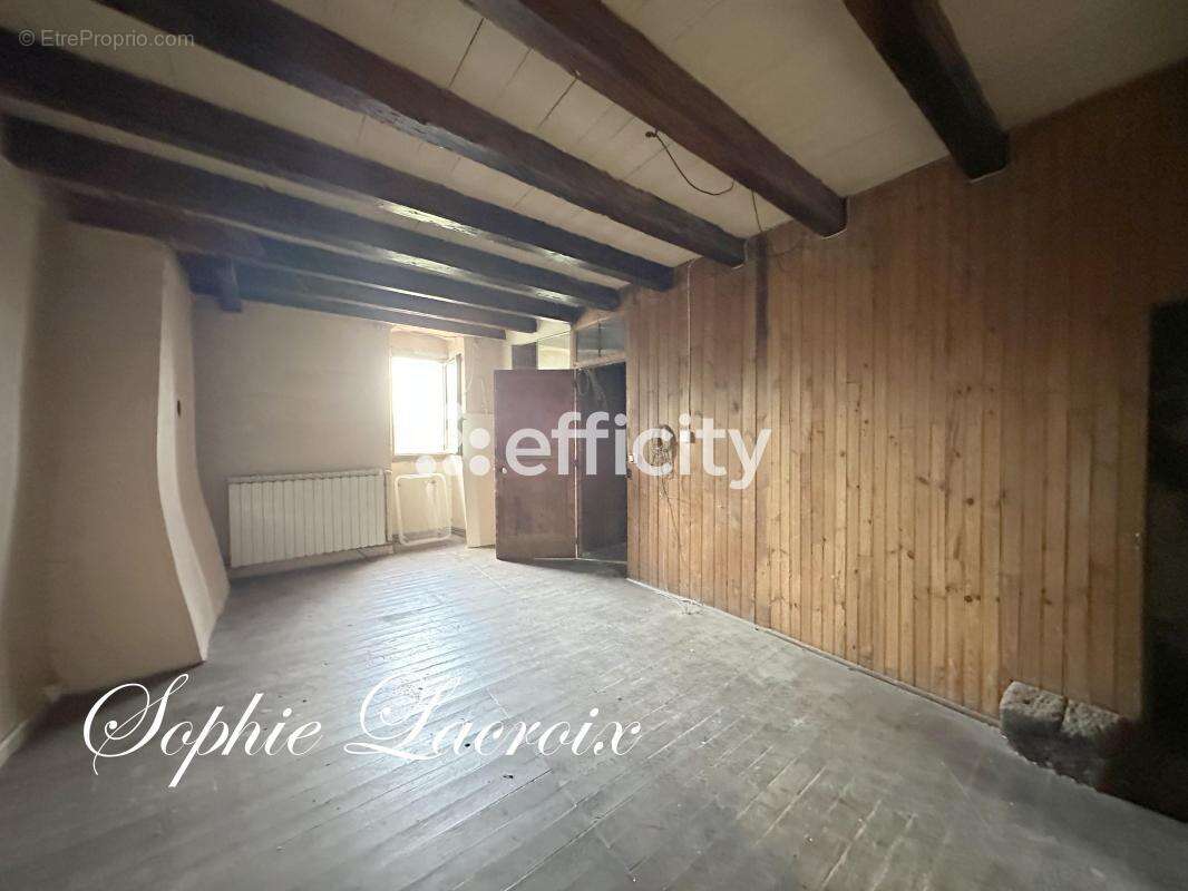 Maison à SERRIERES
