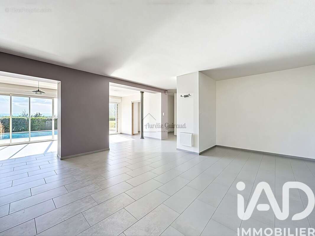 Photo 4 - Maison à DREMIL-LAFAGE