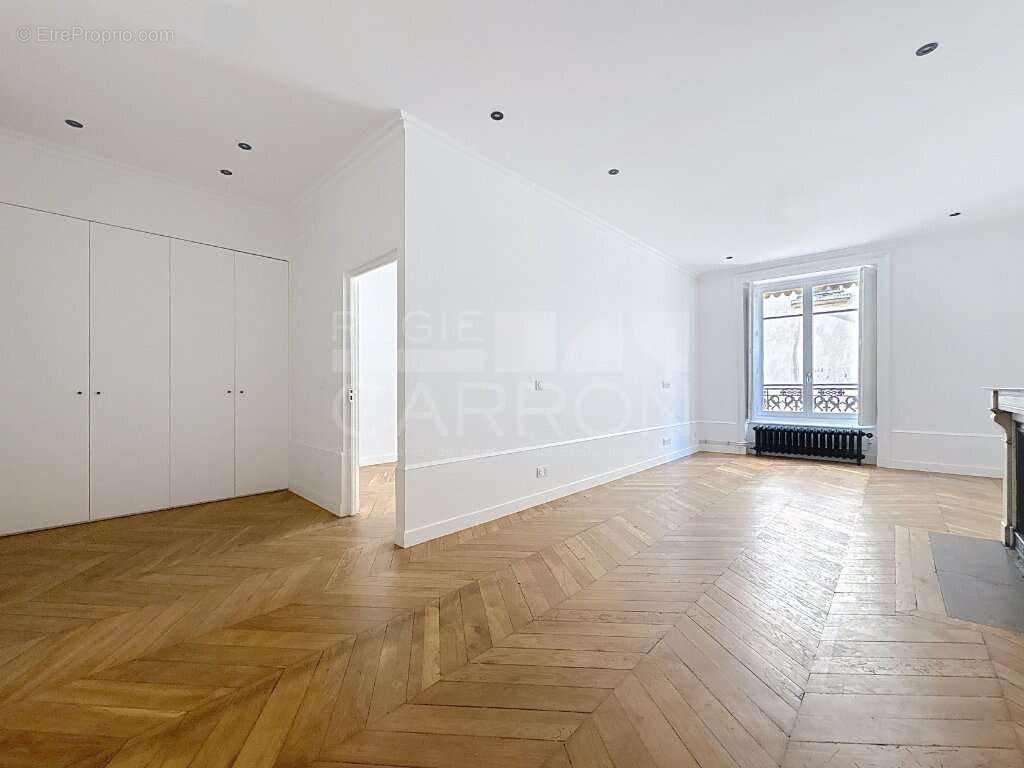 Appartement à LYON-1E