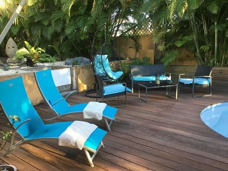 Proche bourg villa avec piscine et carbet à SAINT FRANCOIS (971) - photo 3