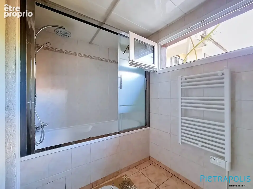 Appartement 4 pièces 84 m² à vendre à Crozet (01170) - photo 7