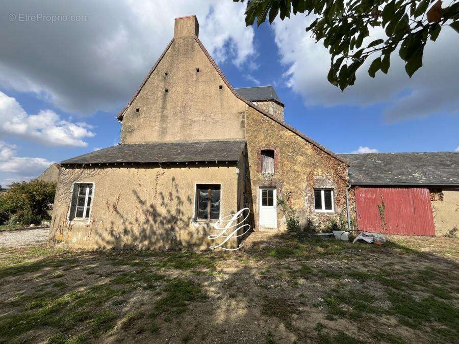 Maison à DOMFRONT-EN-CHAMPAGNE