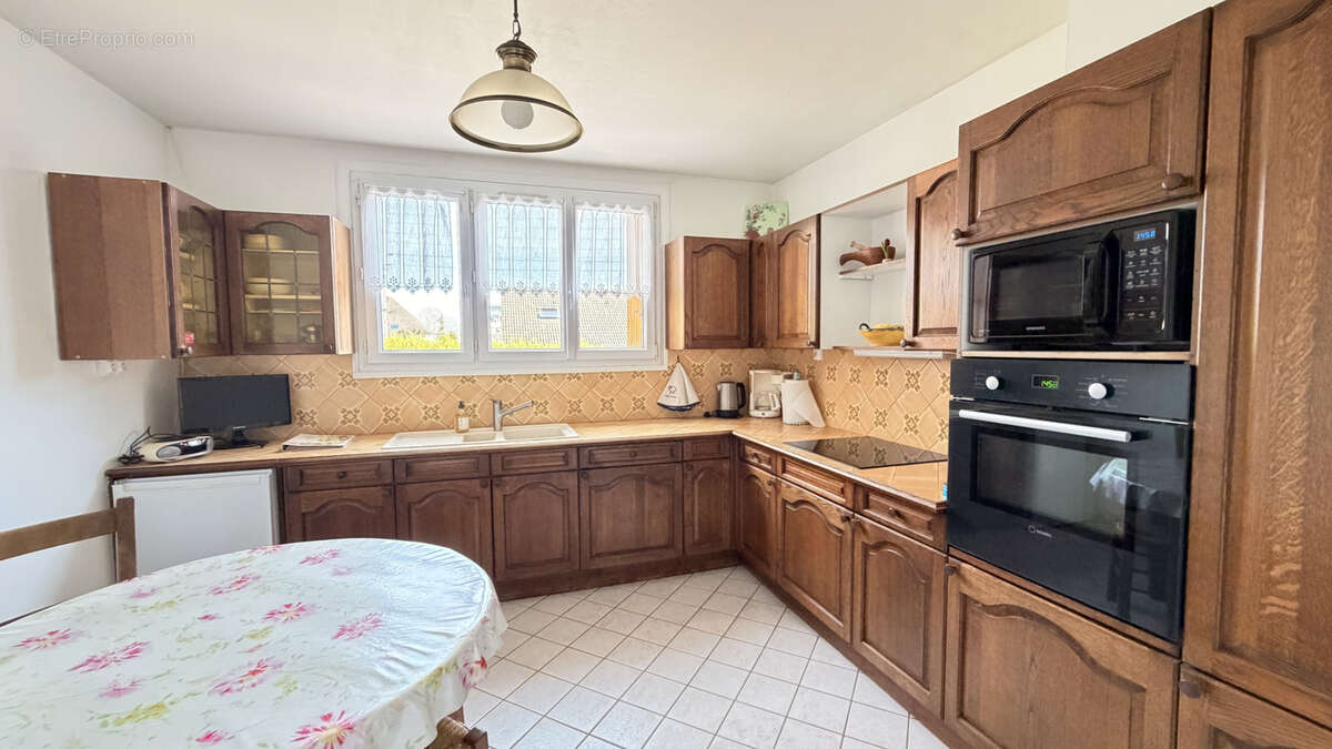 Maison à MAINVILLIERS