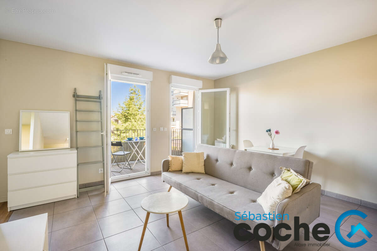 Appartement à BRON
