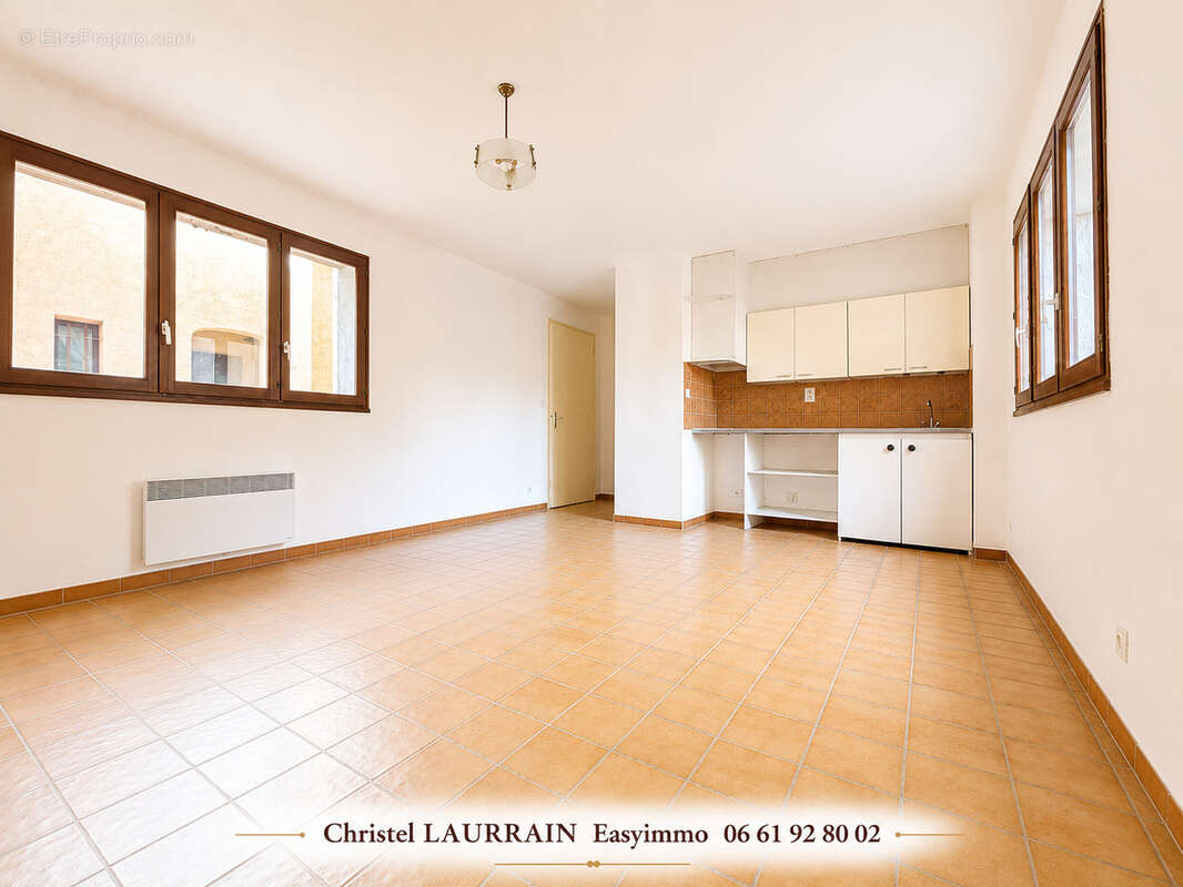 Appartement à SAINTE-CROIX-DU-VERDON