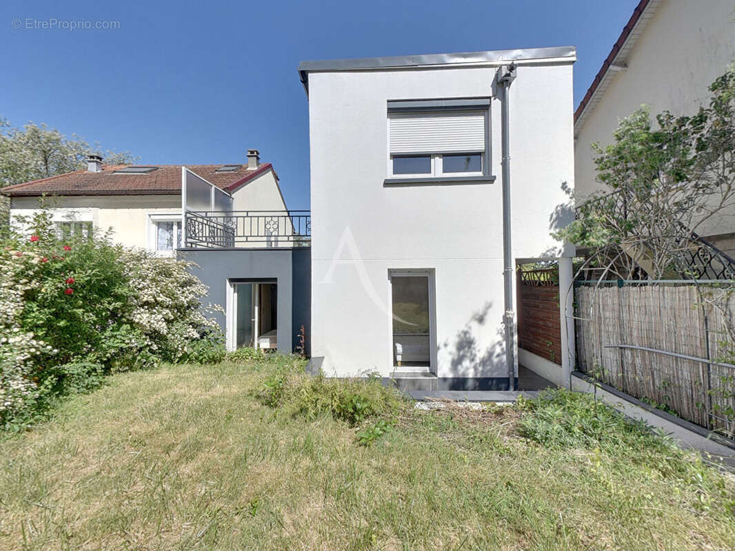 Maison à NOISY-LE-GRAND