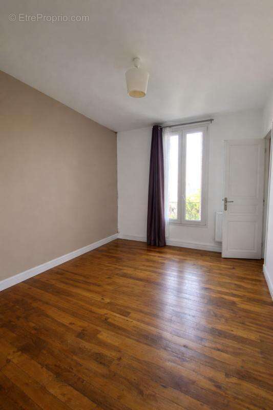 À VENDRE – Superbe T2 traversant – Argenteuil - photo 5