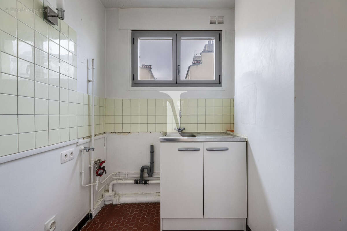 Appartement à PARIS-14E