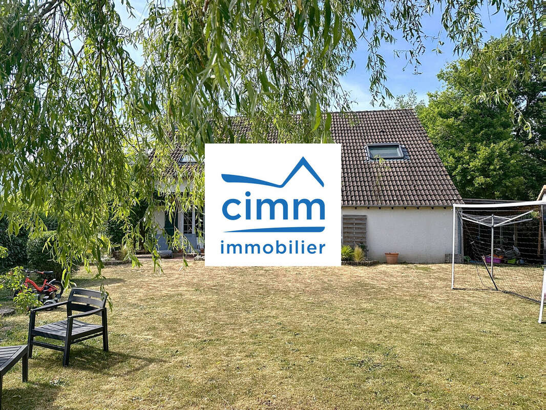 Maison à LA BUSSIERE