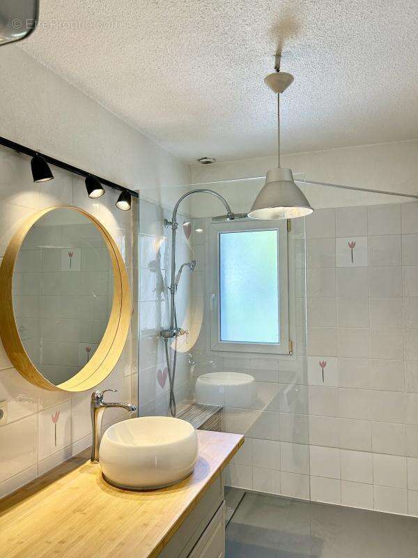 Appartement à MARSEILLE-12E
