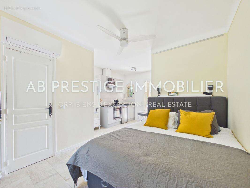 Propriété de charme - calme absolu - domaine rénové - piscine d'exception - idéal grande famille ou projets de chambres d'hôtes  - photo 28