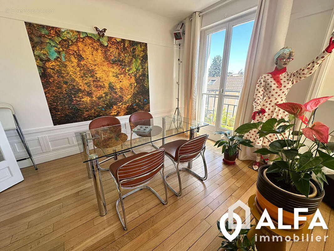 Appartement à ENGHIEN-LES-BAINS