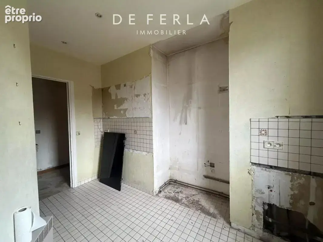 Appartement 3/4 pieces - a renover - paris 11e - photo 4