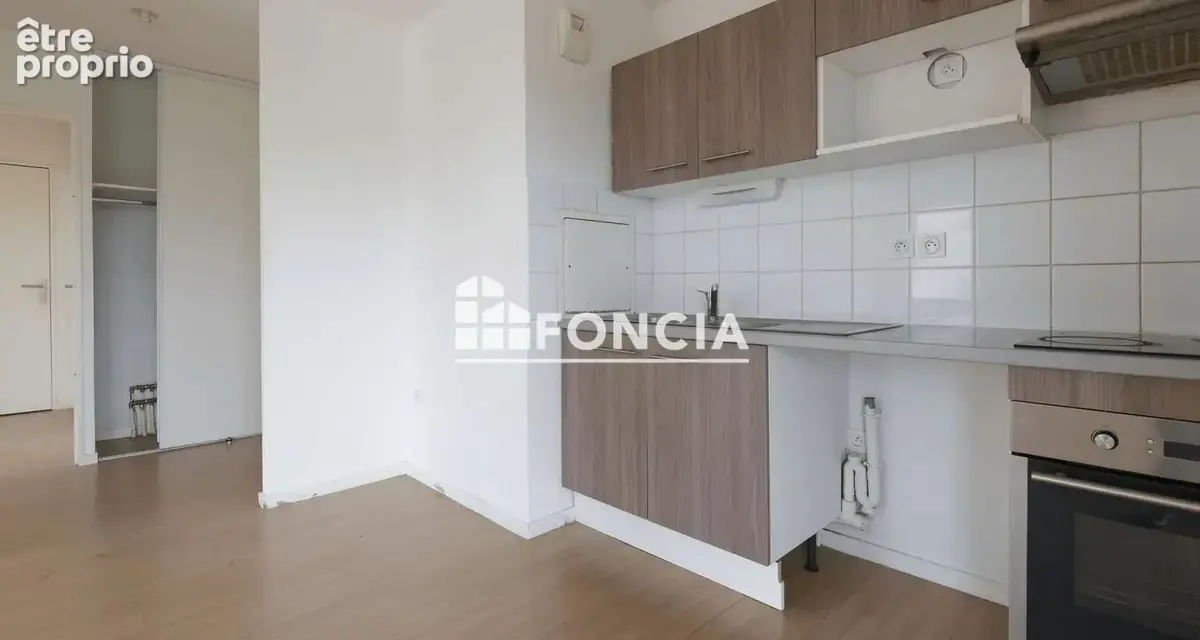 LE MÉE-SUR-SEINE : Appartement 3 pièces de 54 m² – Résidence de 2015 – Terrasse – Parking en sous-sol - photo 6