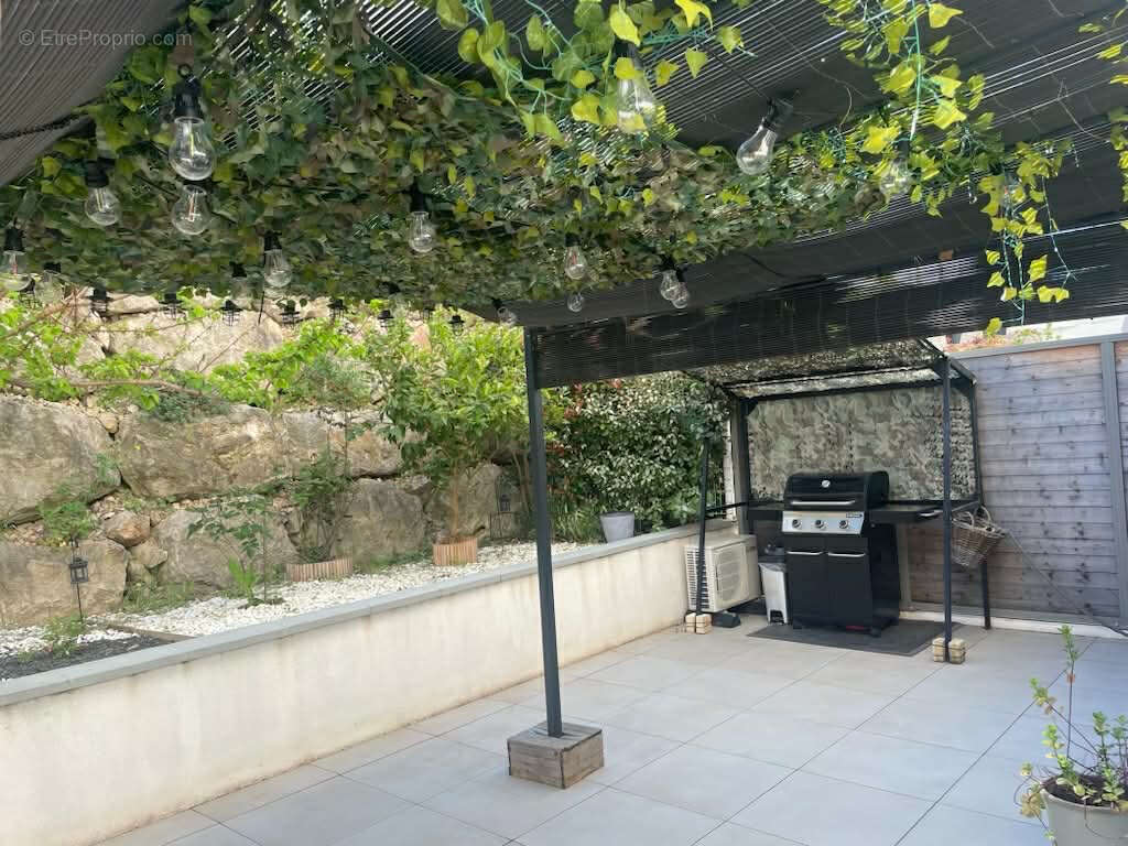 Appartement à MARSEILLE-12E