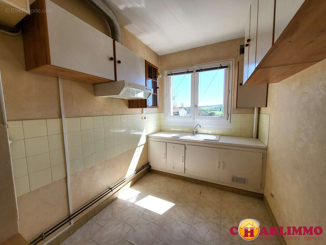 Appartement à SAINT-JUNIEN