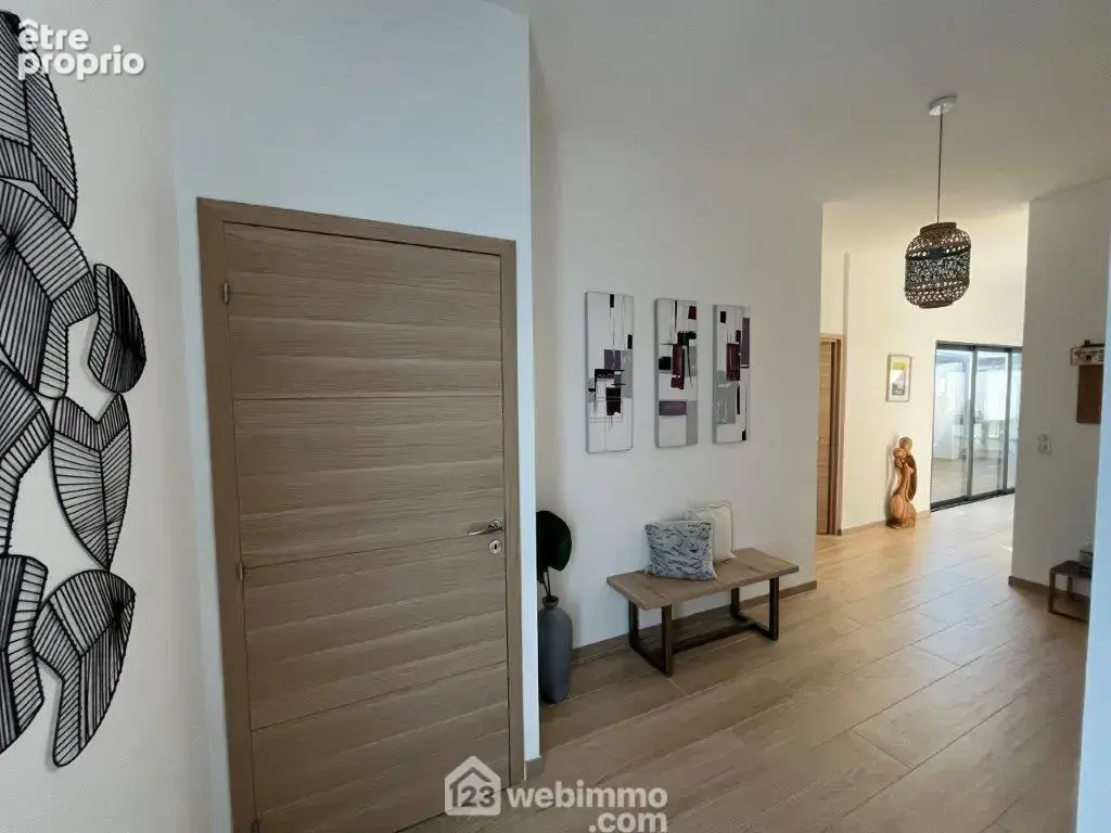 Maison 178 m² à Villetelle  - photo 4
