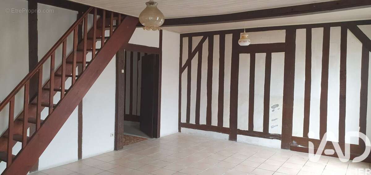 Photo 8 - Maison à SAINT-JULIEN-EN-BORN