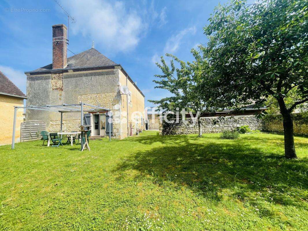 Maison 157 m² à Saint-Germain-De-La-Coudre  - photo 16