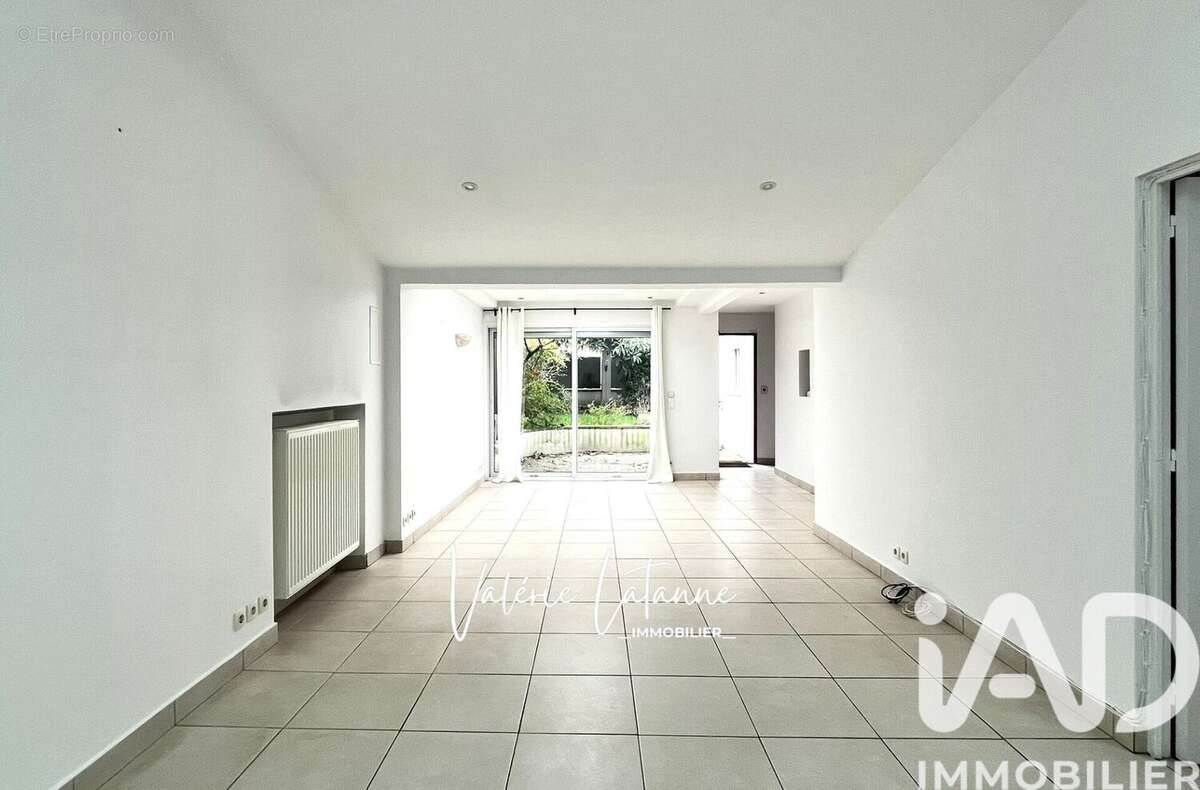 Photo 3 - Maison à SAINT-MAUR-DES-FOSSES