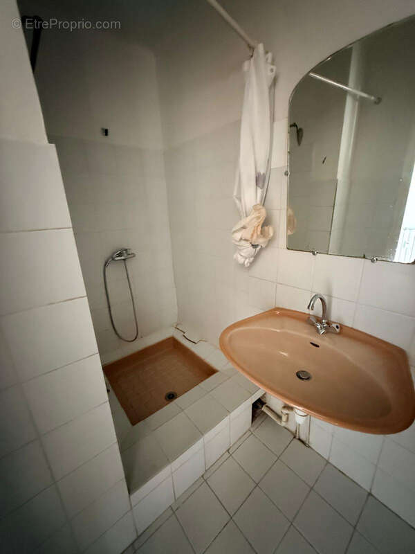 Appartement à MARSEILLE-5E