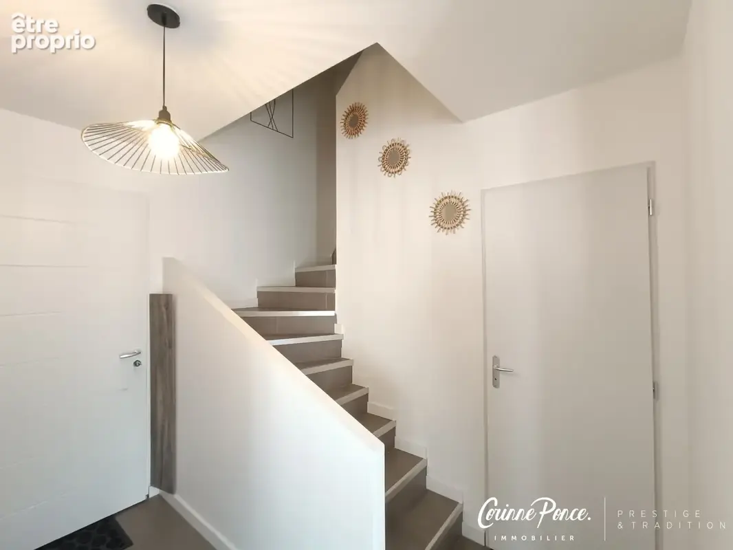 Vauvert maison pavillonnaire avec piscine corinne ponce immobilier - photo 12