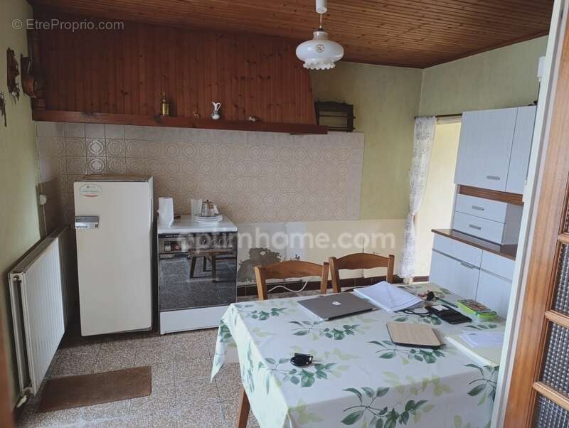 Maison à LA CAILLERE-SAINT-HILAIRE