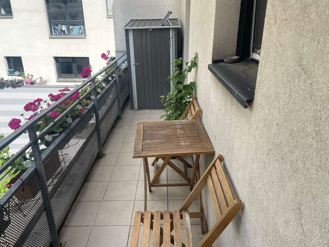 Appartement à PARIS-20E