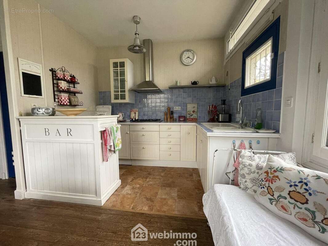 Attenante, la cuisine / salle à manger, - Maison à CHATELLERAULT