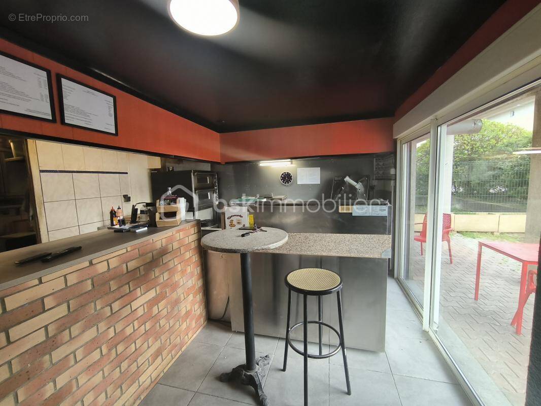 Commerce à CHAMP-SUR-DRAC