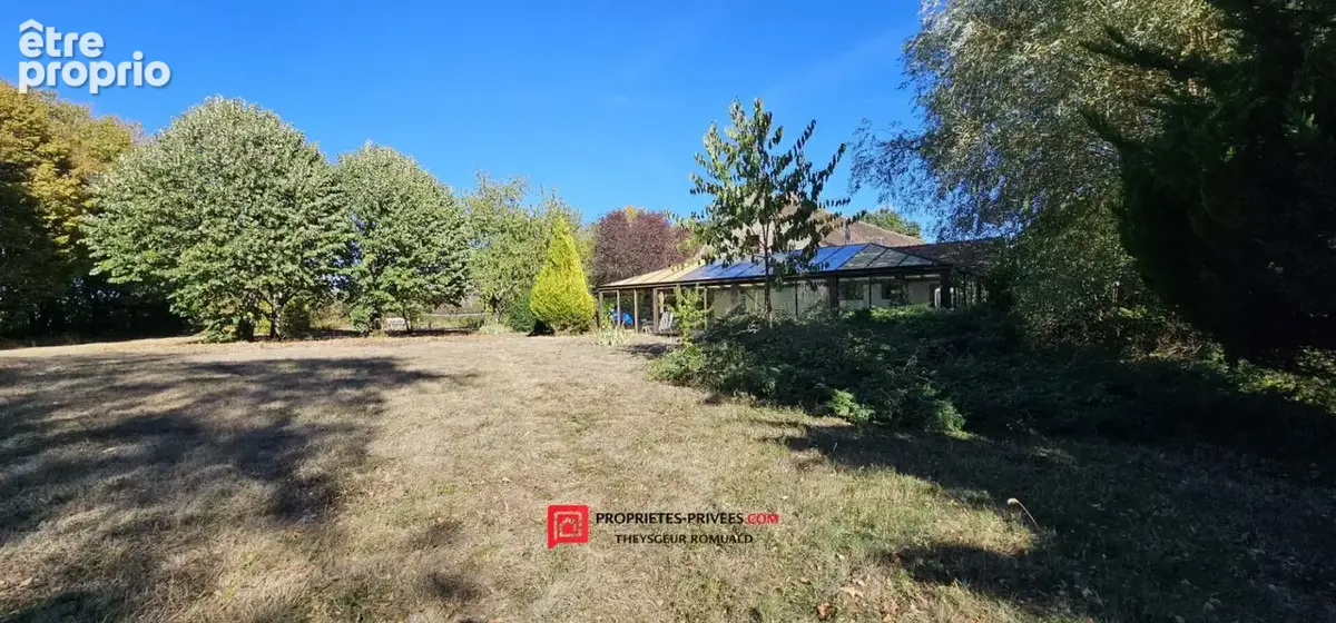 Magnifique longère de 315 M² avec piscine couverte, tennis et étang sur 1,4 hectare - photo 16