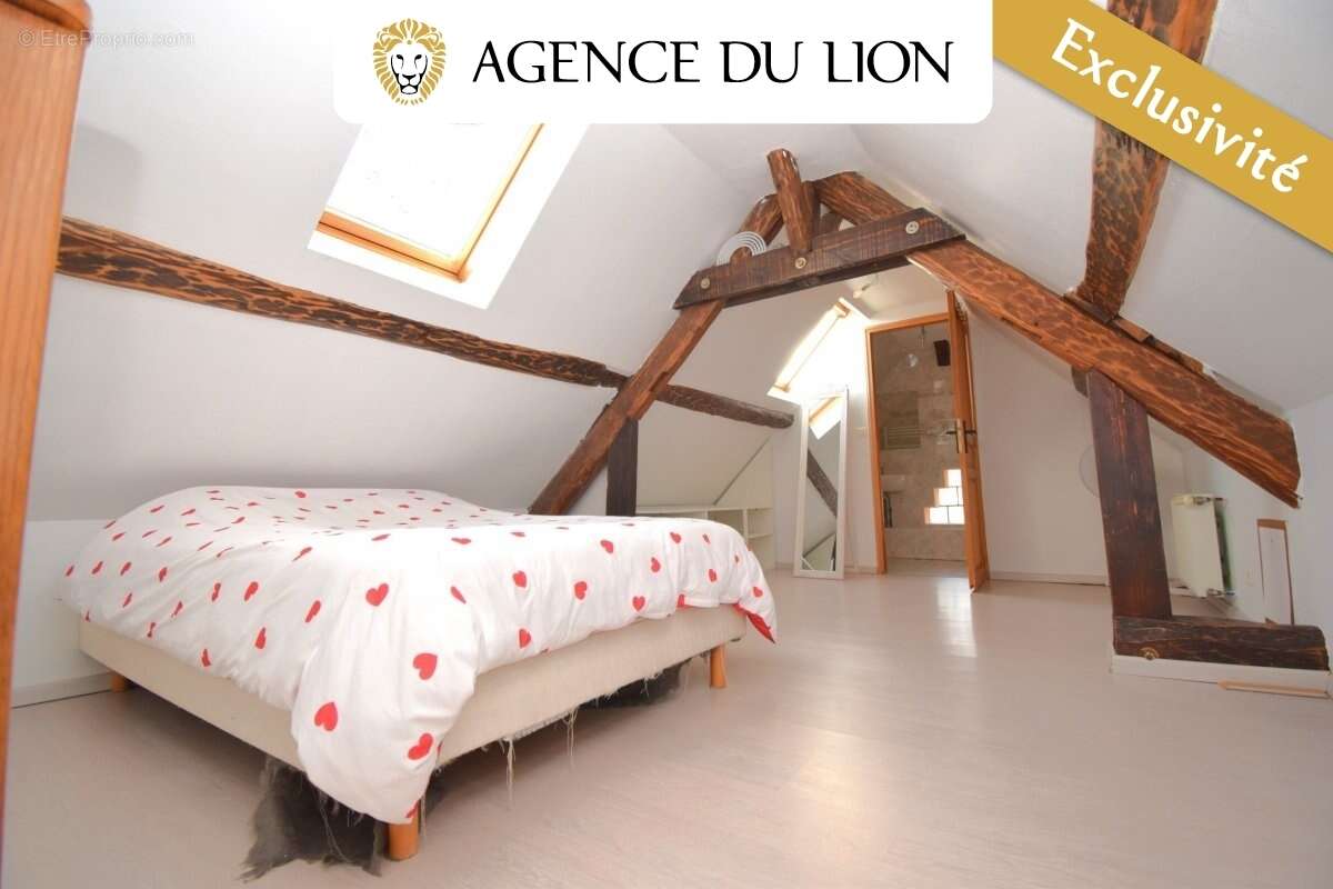 Maison à SAINT-LUBIN-DES-JONCHERETS