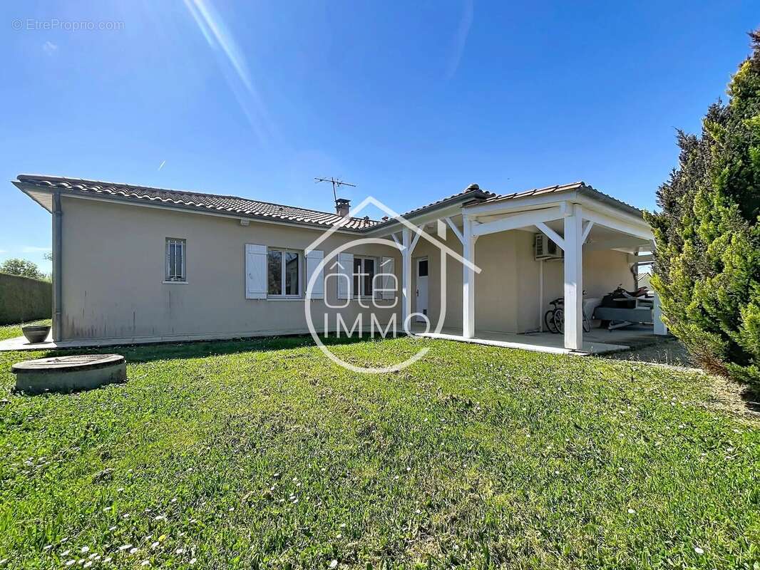 Maison à LAMOTHE-MONTRAVEL