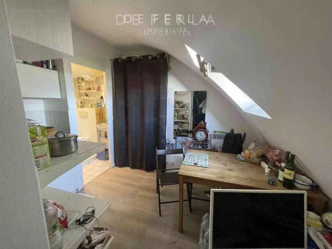 Appartement à PARIS-7E