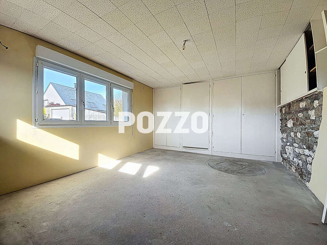 Maison à SAINT-PLANCHERS