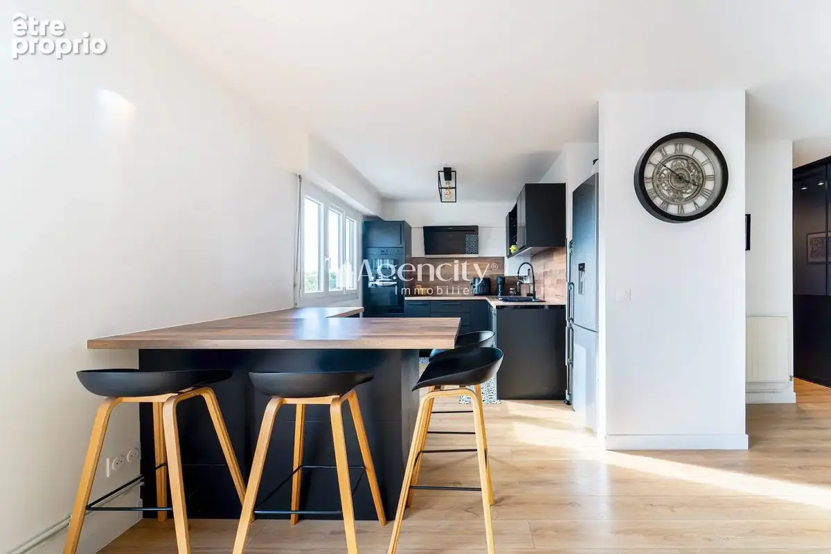 Appartement 4 pièces 81 m² à vendre à Le Plessis-Trevise (94420) - photo 5