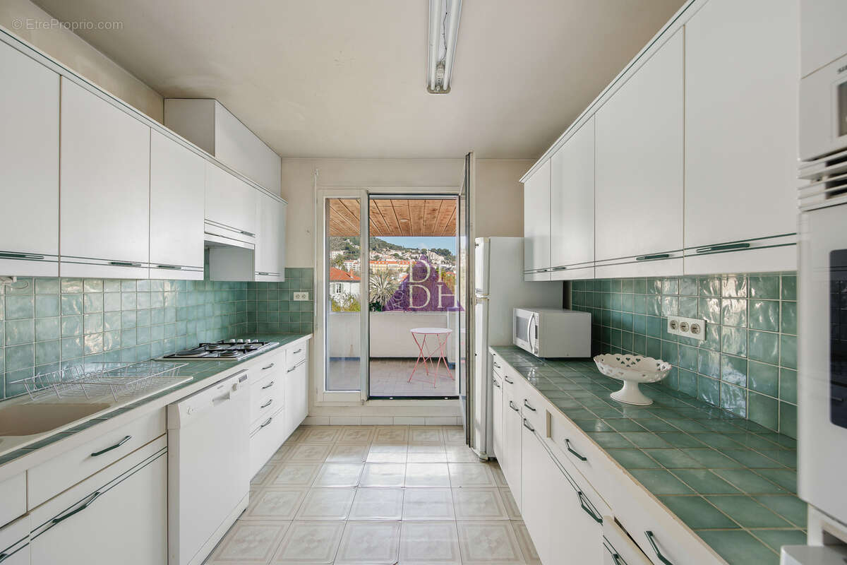 Appartement à HYERES