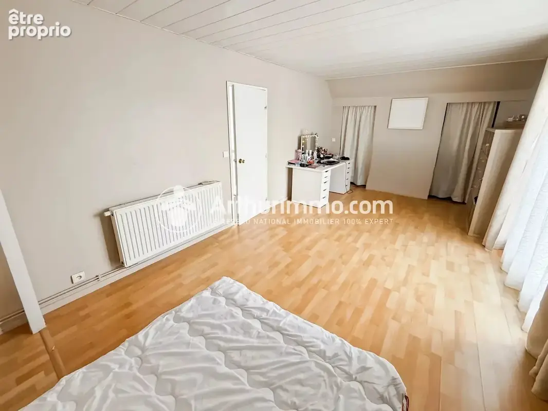Maison 173 m² à Saint-Germain-Les-Corbeil  - photo 6