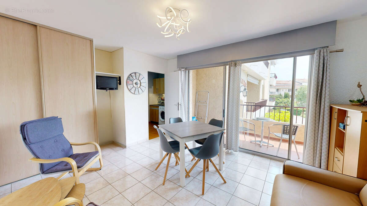 Appartement à GREOUX-LES-BAINS