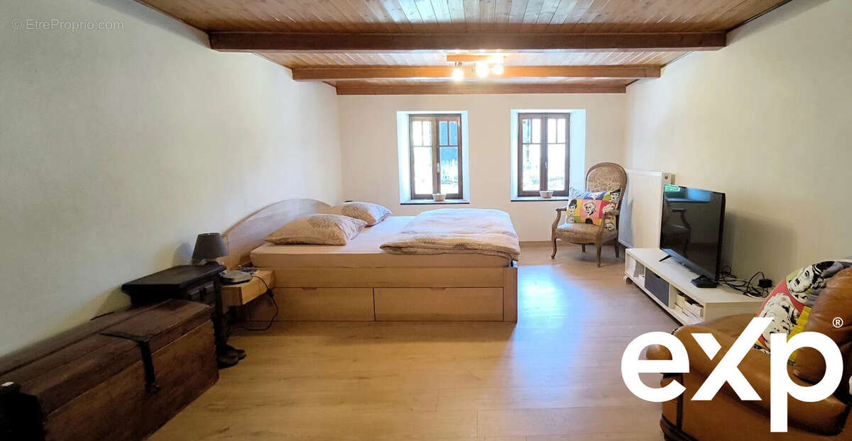 Maison à THOLLON-LES-MEMISES